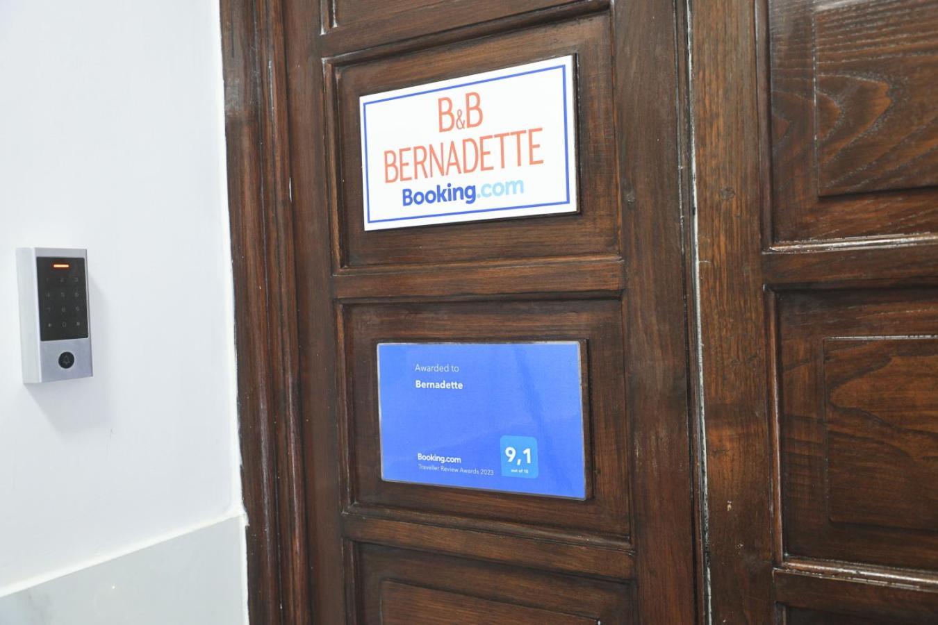 Bernadette Bed and Breakfast Neapel Exteriör bild